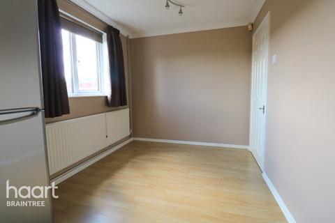 3 bedroom terraced house for sale, Dover Close, Braintree