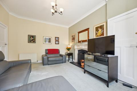 4 bedroom end of terrace house for sale, Haggs Road, Pollokshields, Glasgow, G41 4AS