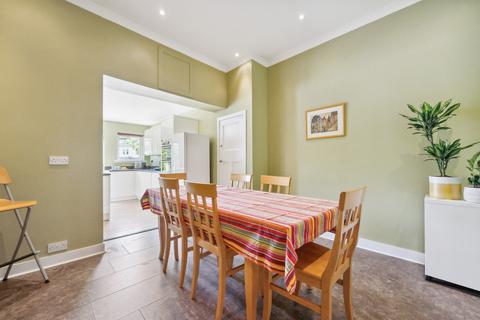 84 Haggs Road, Glasgow, G41 4AS