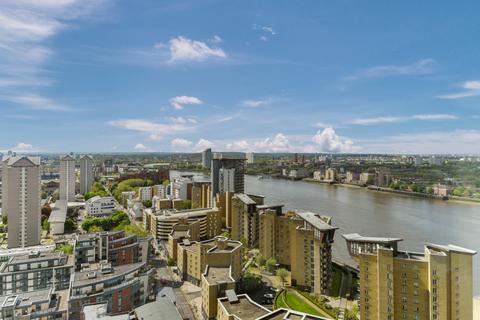 1 bedroom apartment to rent, West Tower, The Landmark, Canary Wharf E14