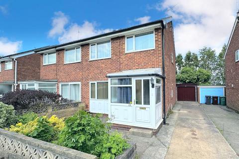 3 bedroom semi-detached house for sale, Pudsey, Pudsey LS28