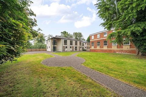 3 bedroom end of terrace house for sale, Gander Lane, Tewkesbury, GL20