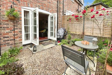 2 bedroom terraced house for sale, Oxford Mews, Westbury