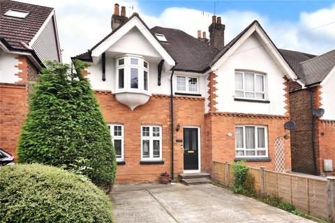 3 bedroom semi-detached house for sale, Horley, Surrey, RH6