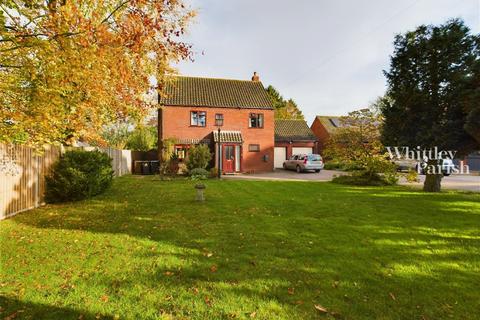 4 bedroom detached house for sale, Heywood Road, Diss