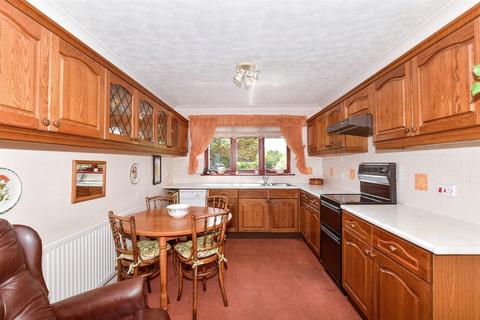 2 bedroom detached bungalow for sale, Weavering Street, Weavering, Maidstone, Kent