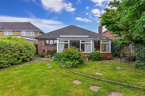 2 bedroom detached bungalow for sale, Weavering Street, Weavering, Maidstone, Kent