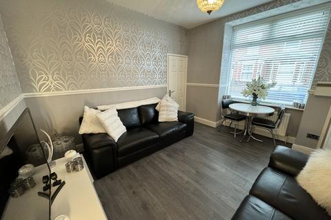 3 bedroom end of terrace house for sale, Carberry Road, Gorton