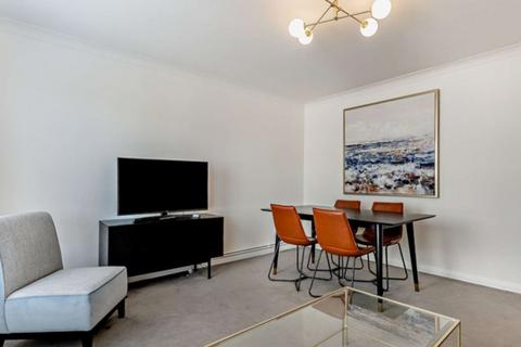 2 bedroom apartment to rent, Fulham Road, SW3