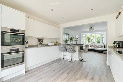 2 bedroom bungalow for sale, Old Maidstone Road, Borden, Sittingbourne, Kent, ME9