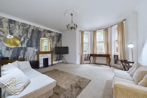 3 bedroom apartment to rent, Ashley Gardens, Thirleby Road, Westminster, London, SW1P