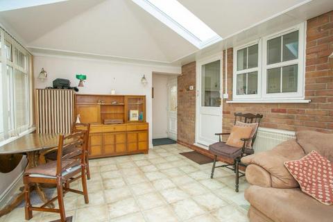 2 bedroom semi-detached bungalow for sale, Keepersgate, Pickering