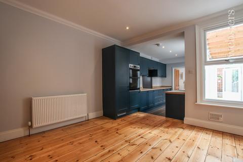 2 bedroom end of terrace house for sale, Hotblack Road, Norwich NR2