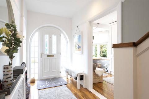 39 Beechcroft Avenue, New Malden, KT3 3EG
