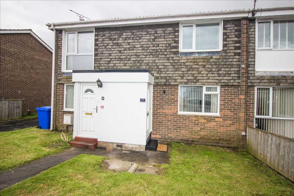 Winshields, Collingwood Chase... 2 bed flat £650 pcm (£150 pw)
