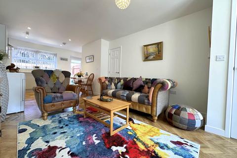 27 Ackland Close, Bideford, EX39 2BY