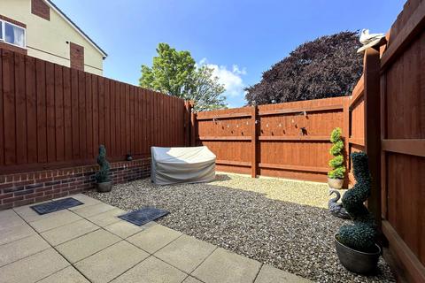 27 Ackland Close, Bideford, EX39 2BY