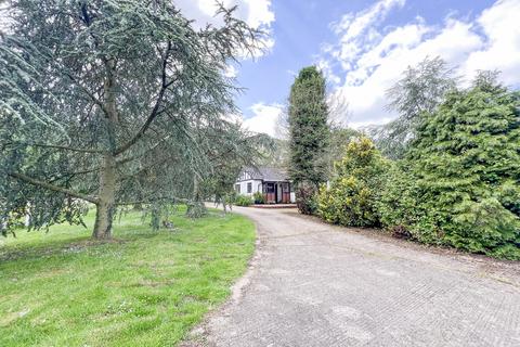 3 bedroom cottage for sale, Holyoak Lane, Hockley