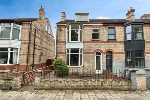5 bedroom semi-detached house for sale, Morton Terrace, Gainsborough