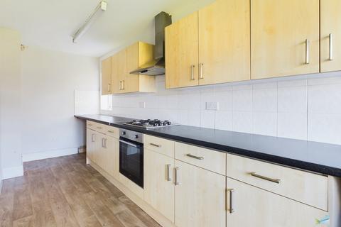undefined, Cedar Avenue, Little Sutton CH66