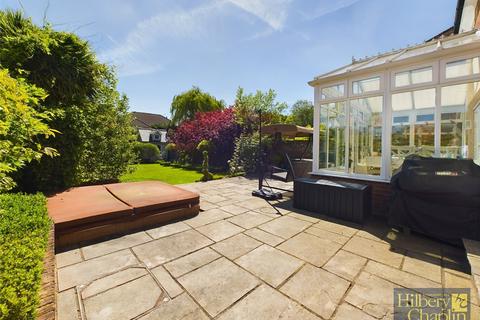 4 bedroom detached house for sale, High Road, Langdon Hills, Essex, SS16