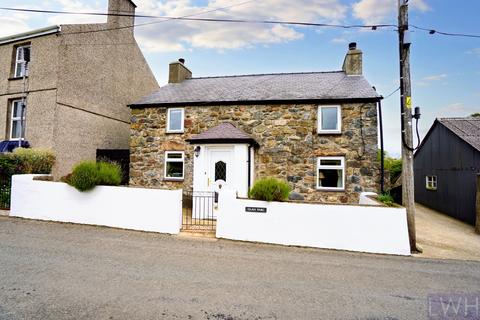 3 bedroom detached house for sale, Glan Parc, Pentre Uchaf, Pwllheli