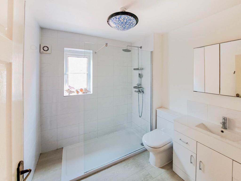 Ensuite Shower Room