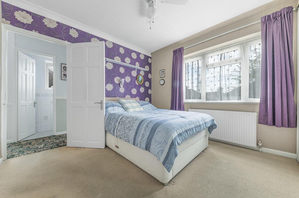 Bedroom 1 (2)