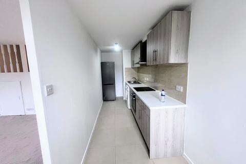 2 bedroom apartment to rent, Forest Court, Holden Avenue, London