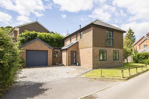 3 bedroom detached house for sale, Balaclava Lane, Wadhurst