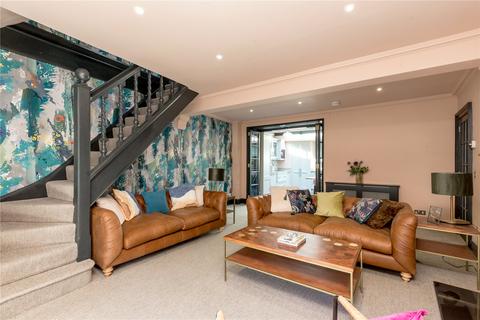 11 Circus Lane, Edinburgh, EH3 6SU