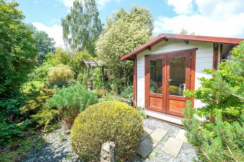 40 Fairway, Petts Wood, Orpington, BR5 1EG