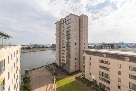 2 bedroom penthouse to rent, Maia House, Celestia, Cardiff Bay