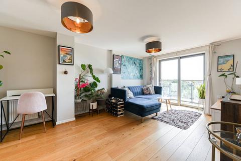 2 bedroom flat for sale, Streatham Place, Clapham Park, London, SW2