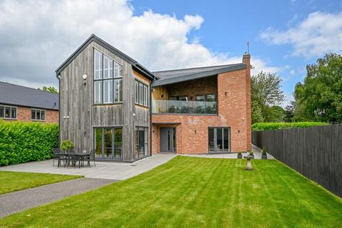 4 bedroom detached house for sale, Broomhills Lane, Repton