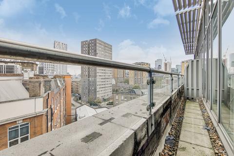 2 bedroom penthouse to rent, City Road, Old Street, London, EC1V