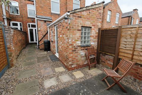 60 Danvers Road, Leicester, LE3 2AE