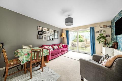 13 Ashbury Crescent, Guildford, GU4 7HG