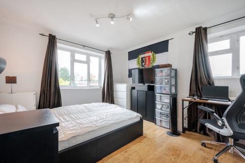 3 bedroom maisonette for sale, Rogers Road, Canning Town, London
