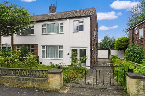 3 bedroom property for sale, Stanmore Crescent, Leeds