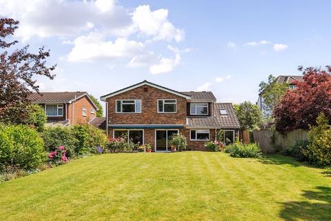 5 bedroom detached house for sale, Oakwood Avenue, Purley