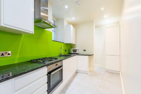 2 bedroom flat for sale, Avonmore Road, Olympia, London, W14