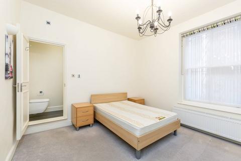 2 bedroom flat for sale, Avonmore Road, Olympia, London, W14