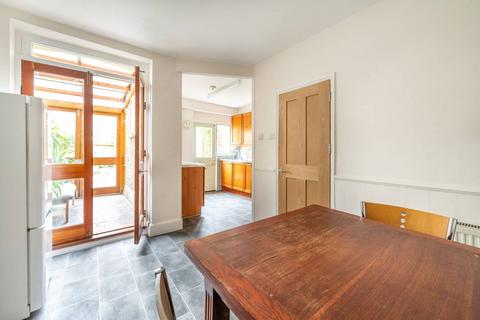 4 bedroom terraced house to rent, Belgrade Road, Stoke Newington, London, N16