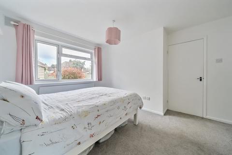 2 bedroom ground floor maisonette for sale, Bursdon Close, Sidcup DA15