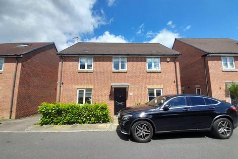 4 bedroom detached house for sale, Wright Close, Bushey