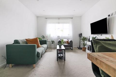 1 bedroom apartment for sale, 230 Brampton Road, Bexleyheath