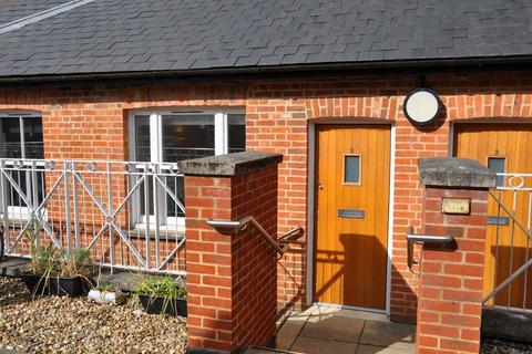 1 bedroom apartment to rent, High Street