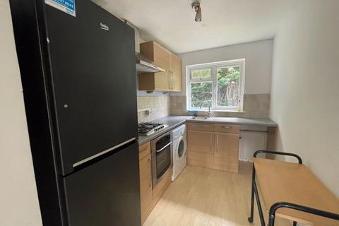 2 bedroom property to rent, Melbourne Road, Southampton
