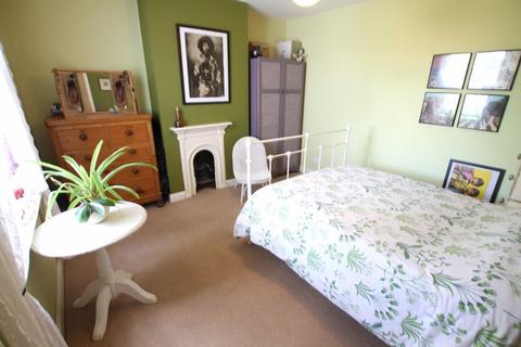 59 Downs Road, Walmer, Deal, CT14 7TB